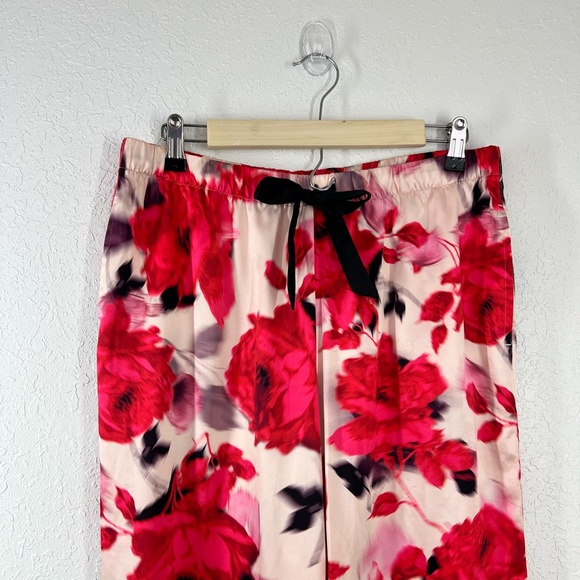 Victoria's Secret Water-color Roses Silky Pajama Bottoms Sz. Med - Picture 13 of 16